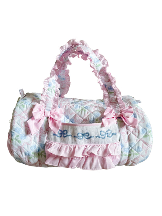 Carson and Friends Hydrangea Bow Trellis Duffel