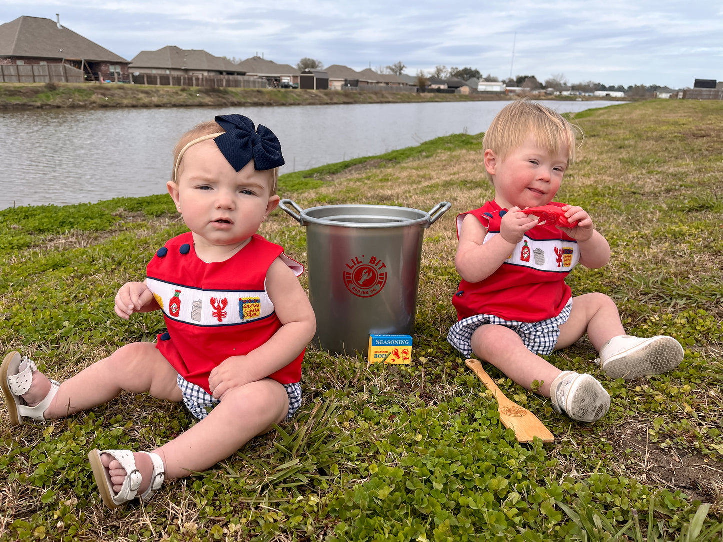 Carson and Friends Seafood Boil Diaper Set