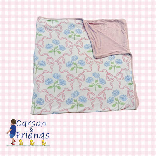 Hydrangea Bow Trellis Double Layer Bamboo Blanket